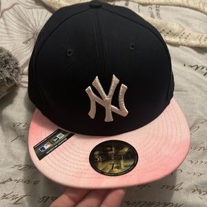 New York Yankees mother’s day hat